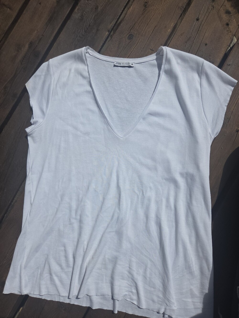 ZARA White V-Neck Short Sleeve  XL